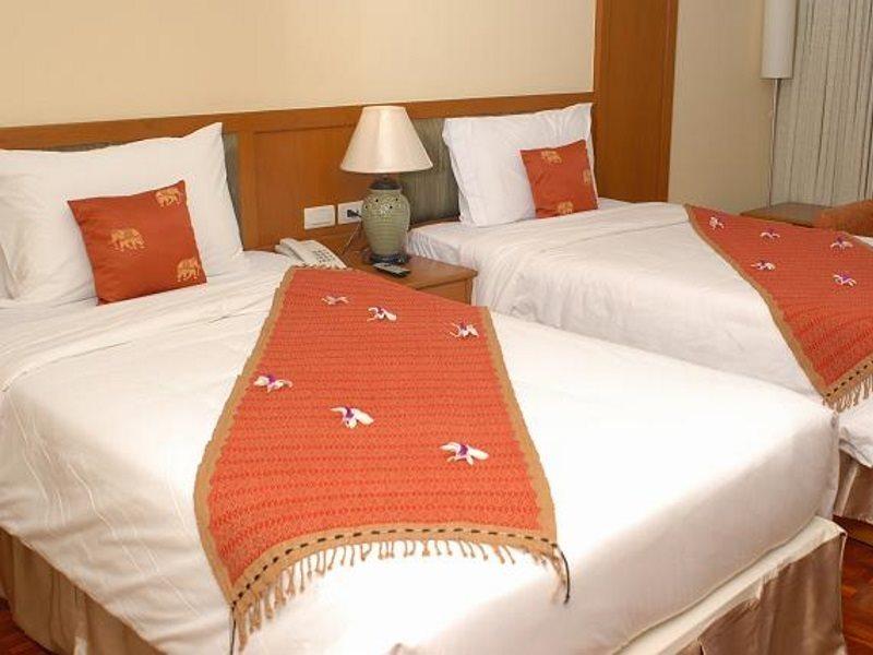Chakungrao Riverview Hotel Kamphaeng Phet Exterior foto